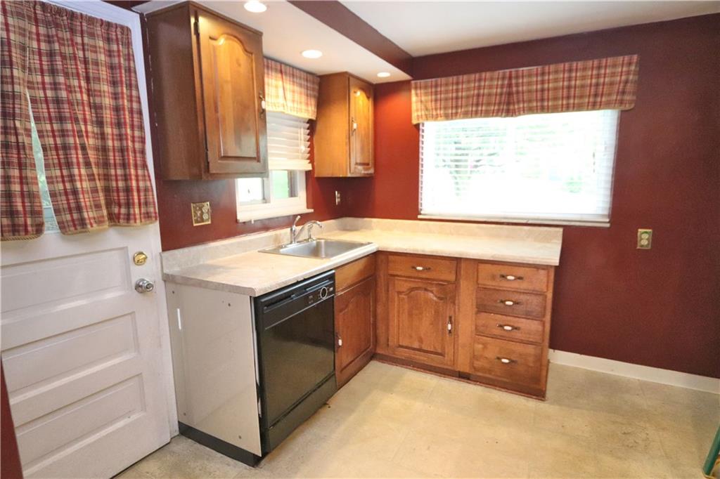 31 Ruthfred Drive Pittsburgh, PA 15241 - Photo 11 of 25 Gallery Image 11