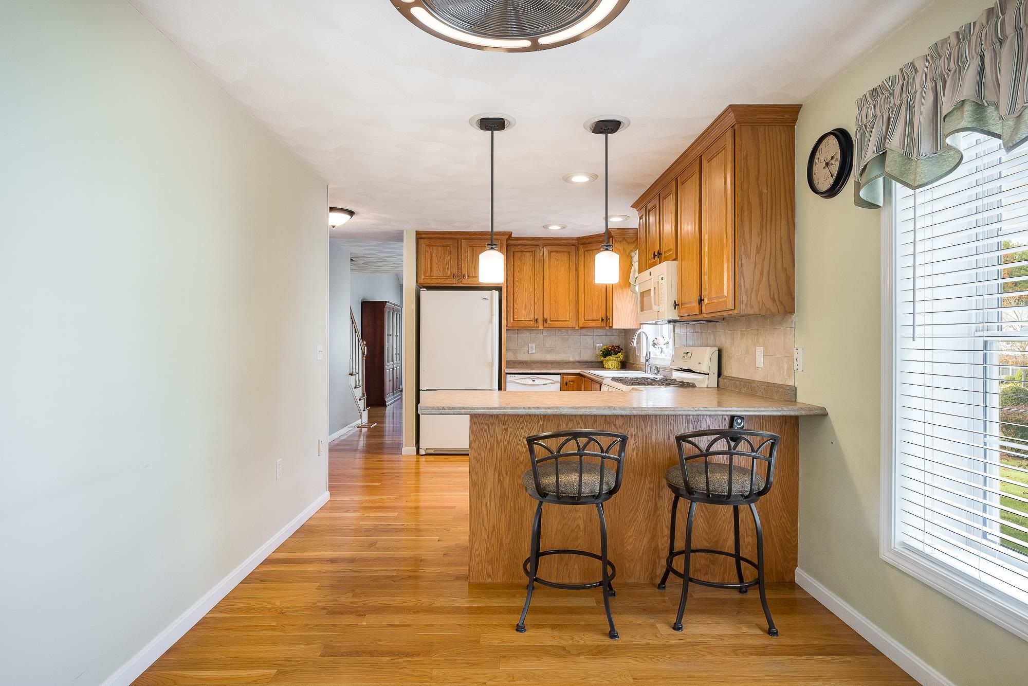 44 Hadleigh Road Windham, NH 03087 - Photo 19 of 47