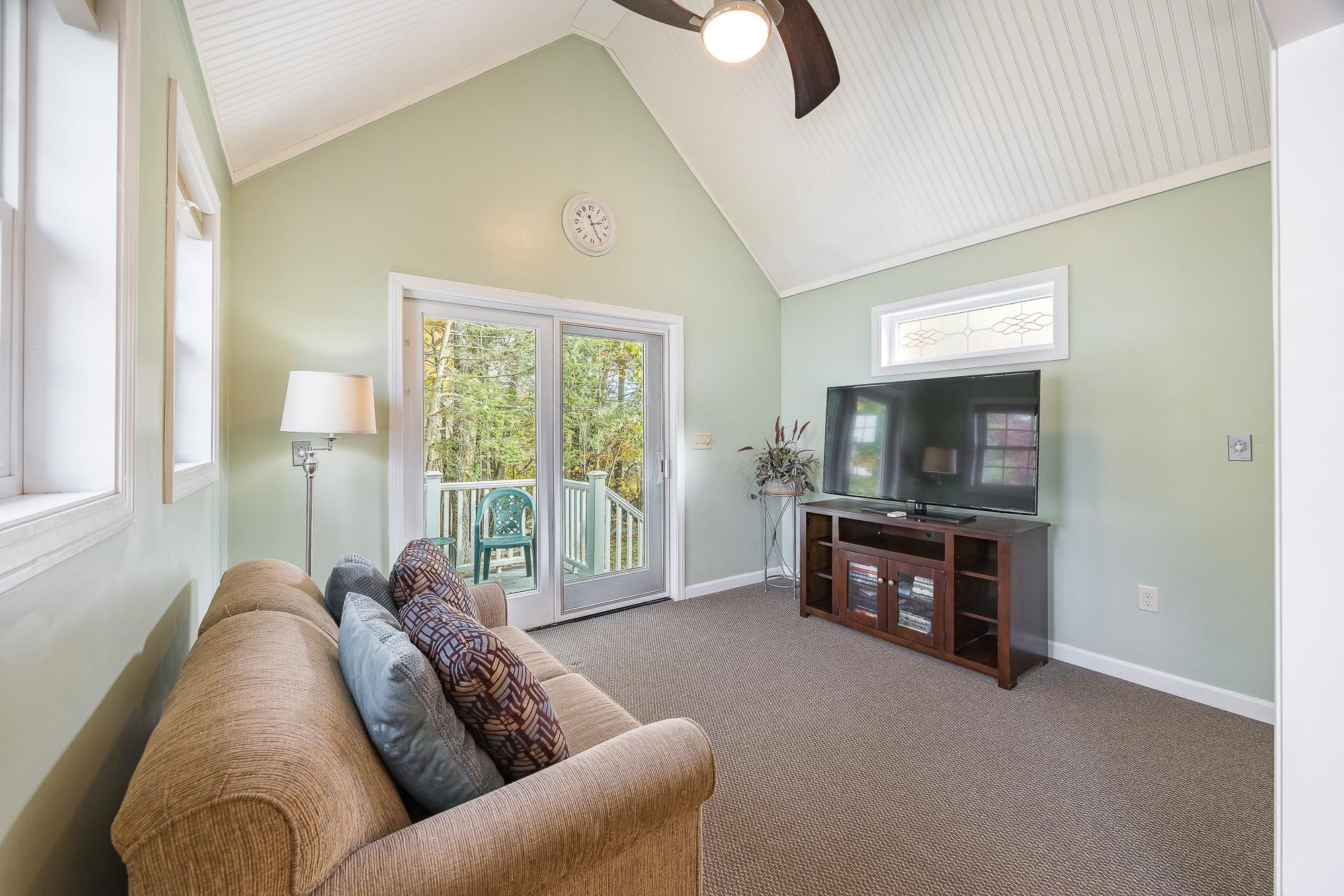 44 Hadleigh Road Windham, NH 03087 - Photo 21 of 47