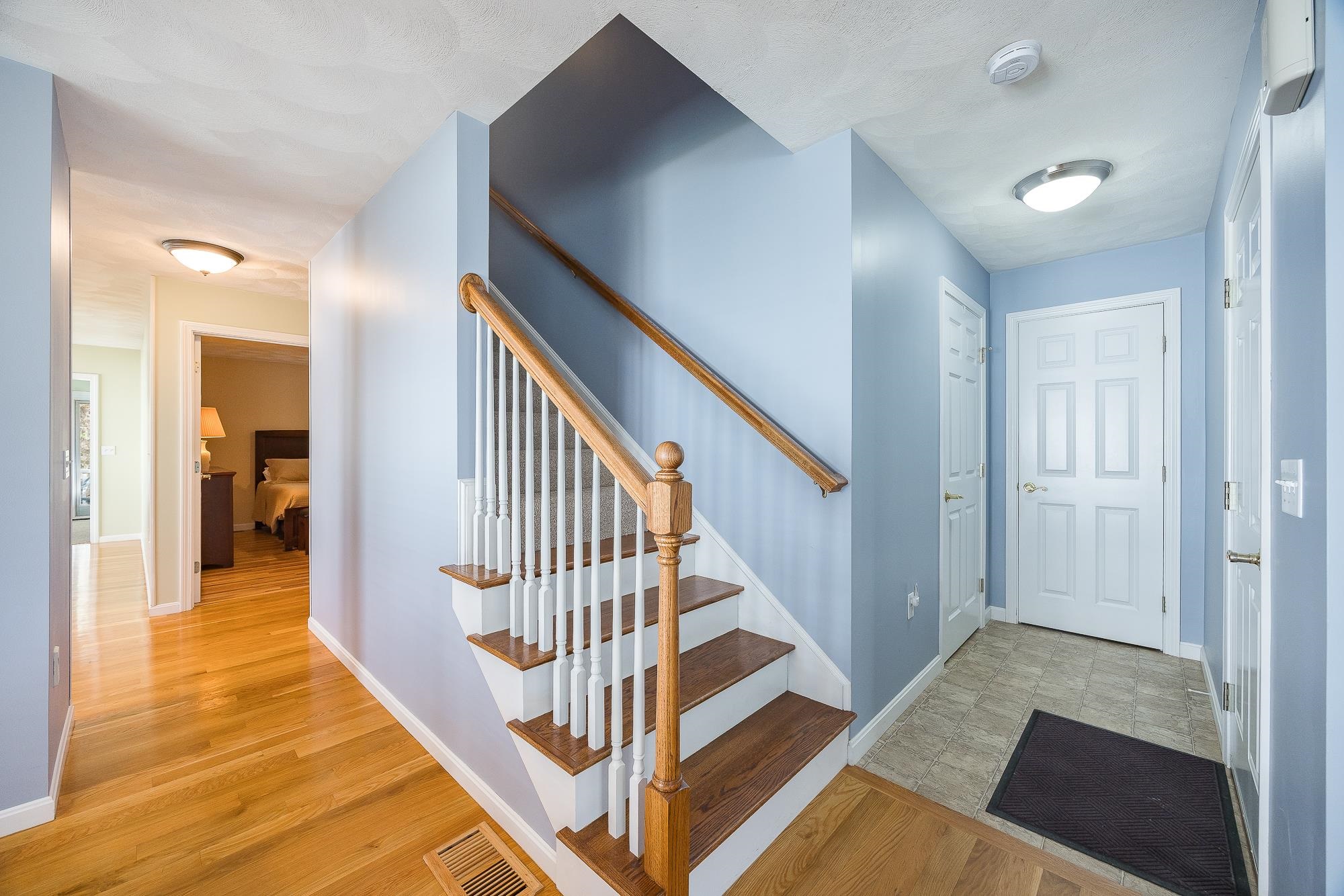 44 Hadleigh Road Windham, NH 03087 - Photo 8 of 47