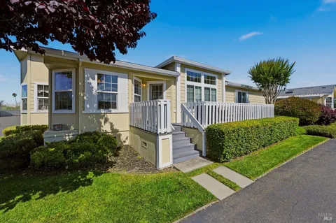 $185,000 | 572 Birchwood Drive, Petaluma, CA 94954