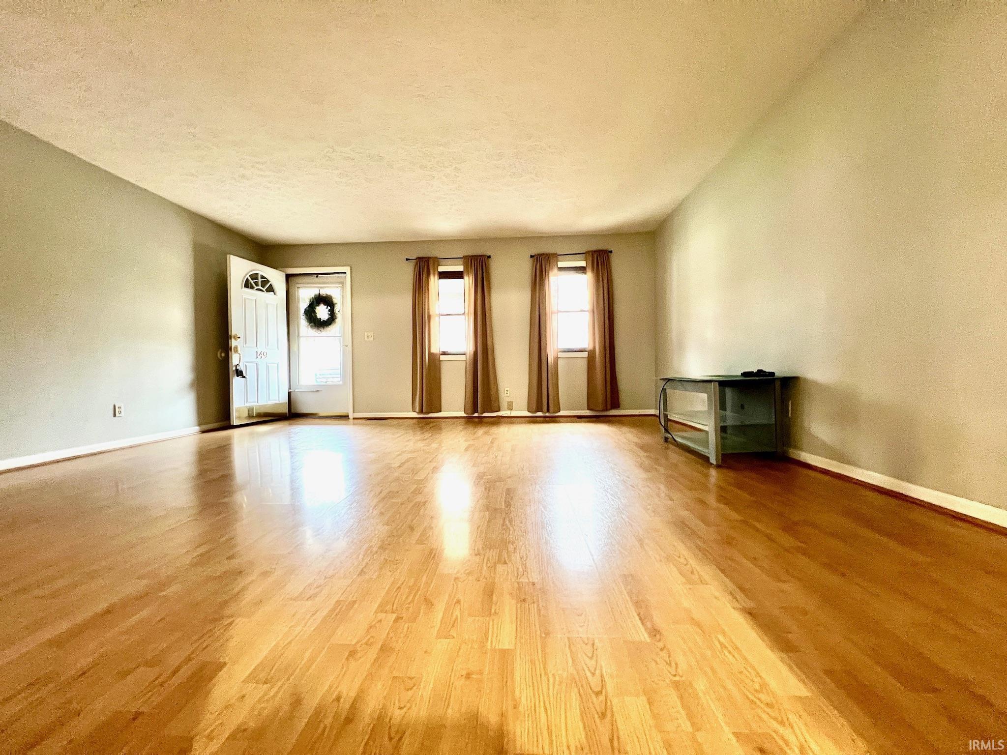 149 Hel Mar Drive Mitchell, IN 47446 - Photo 17 of 36