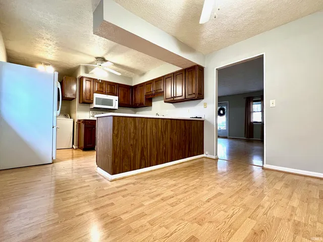 $203,900 | 149 Hel Mar Drive, Mitchell, IN 47446