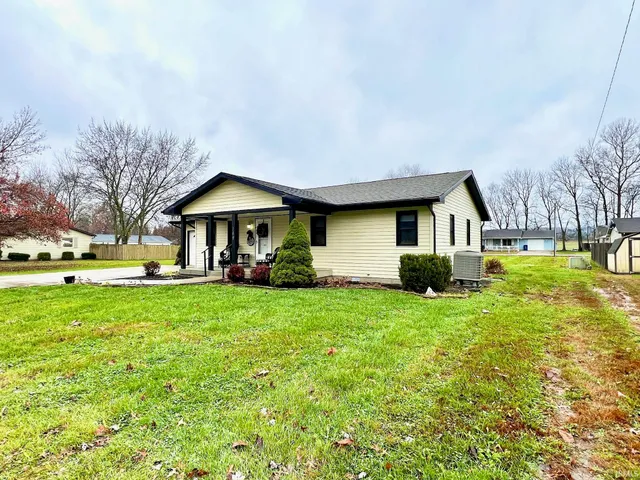 $203,900 | 149 Hel Mar Drive, Mitchell, IN 47446