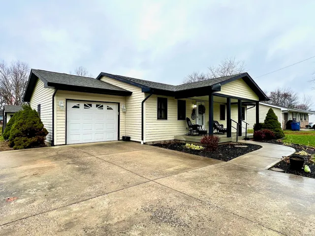 $203,900 | 149 Hel Mar Drive, Mitchell, IN 47446