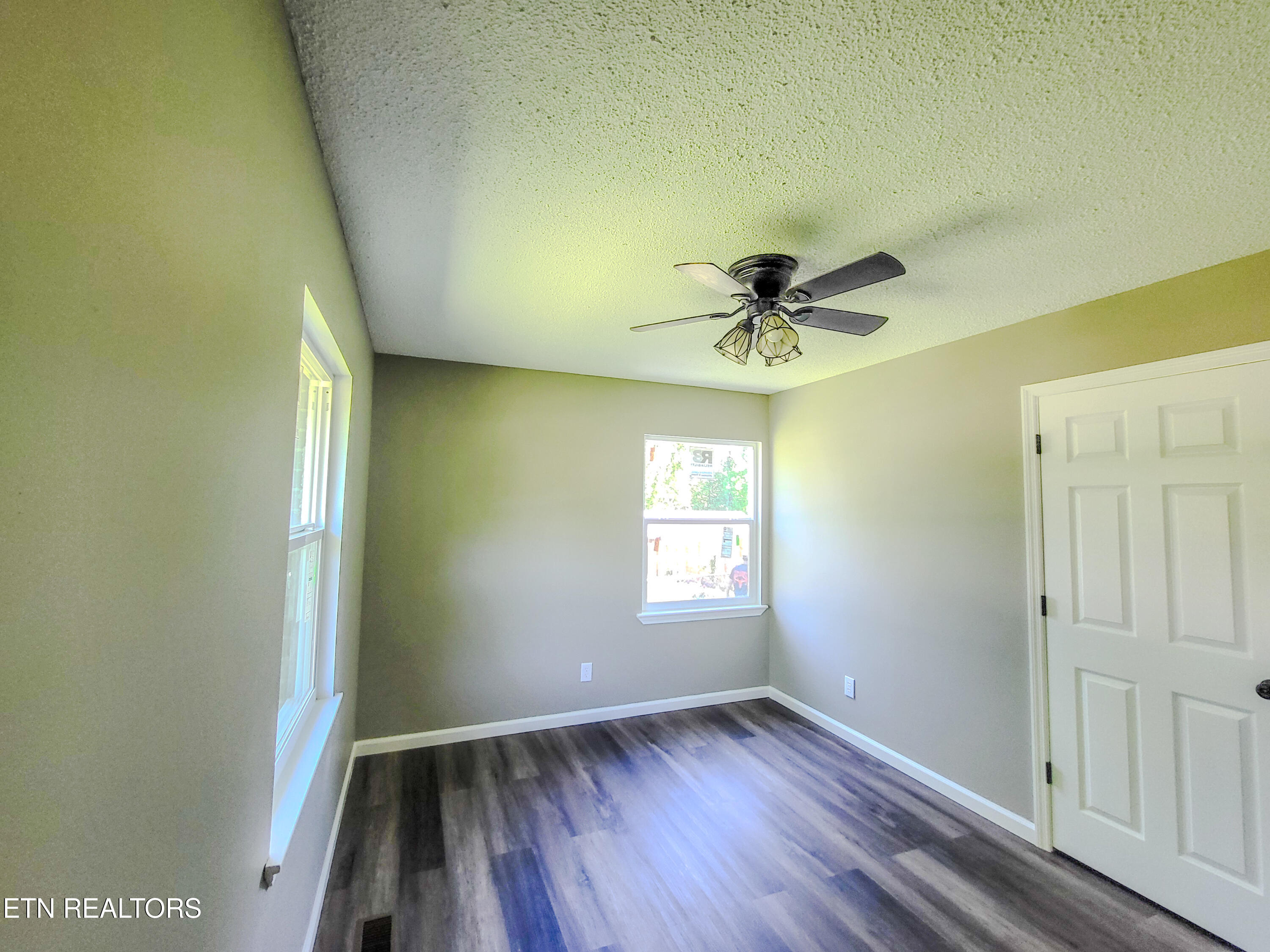 129 Azalea Avenue Dayton, TN 37321 - Photo 24 of 27 Bedroom 2