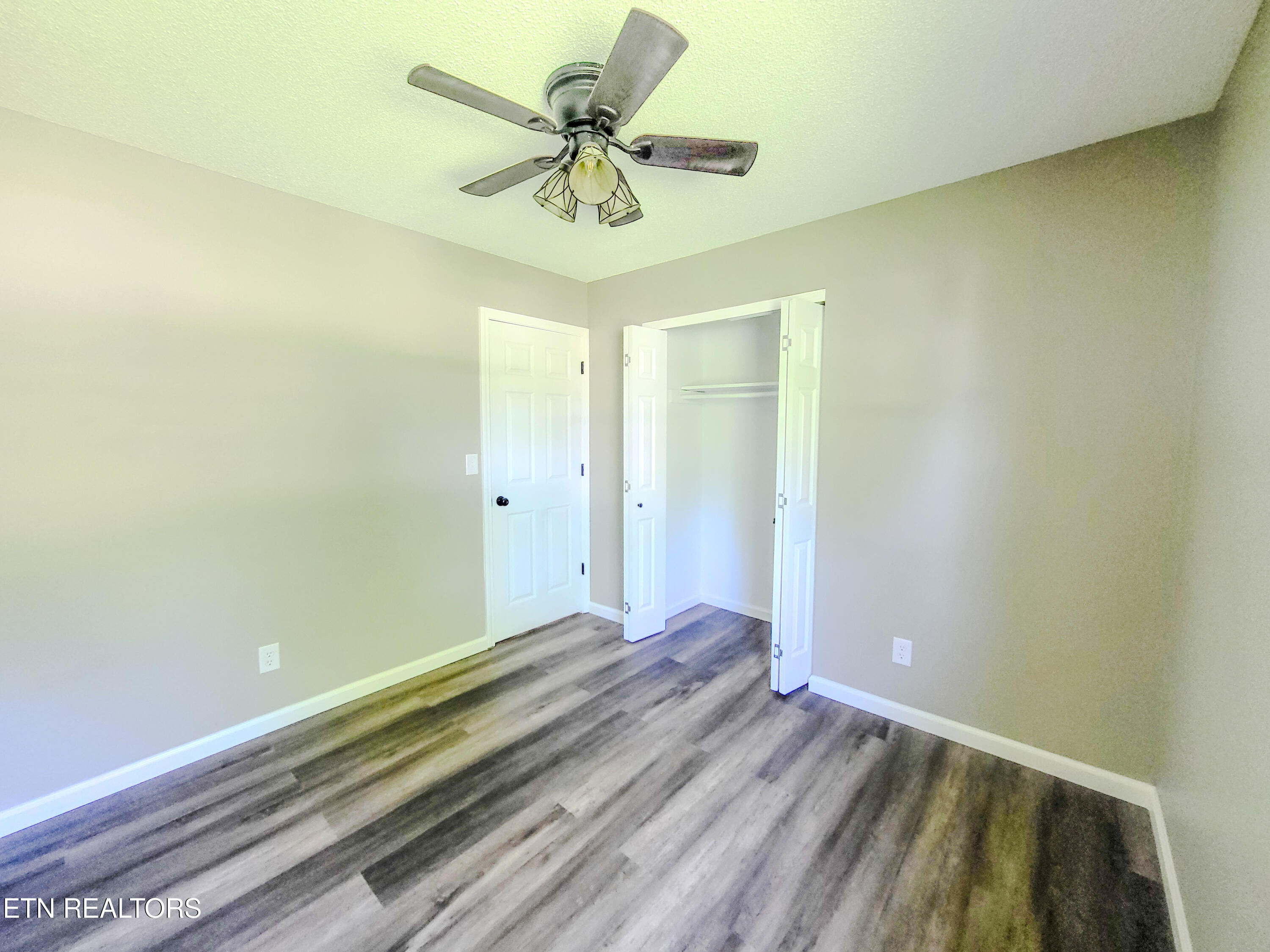 129 Azalea Avenue Dayton, TN 37321 - Photo 27 of 27 Bedroom 3