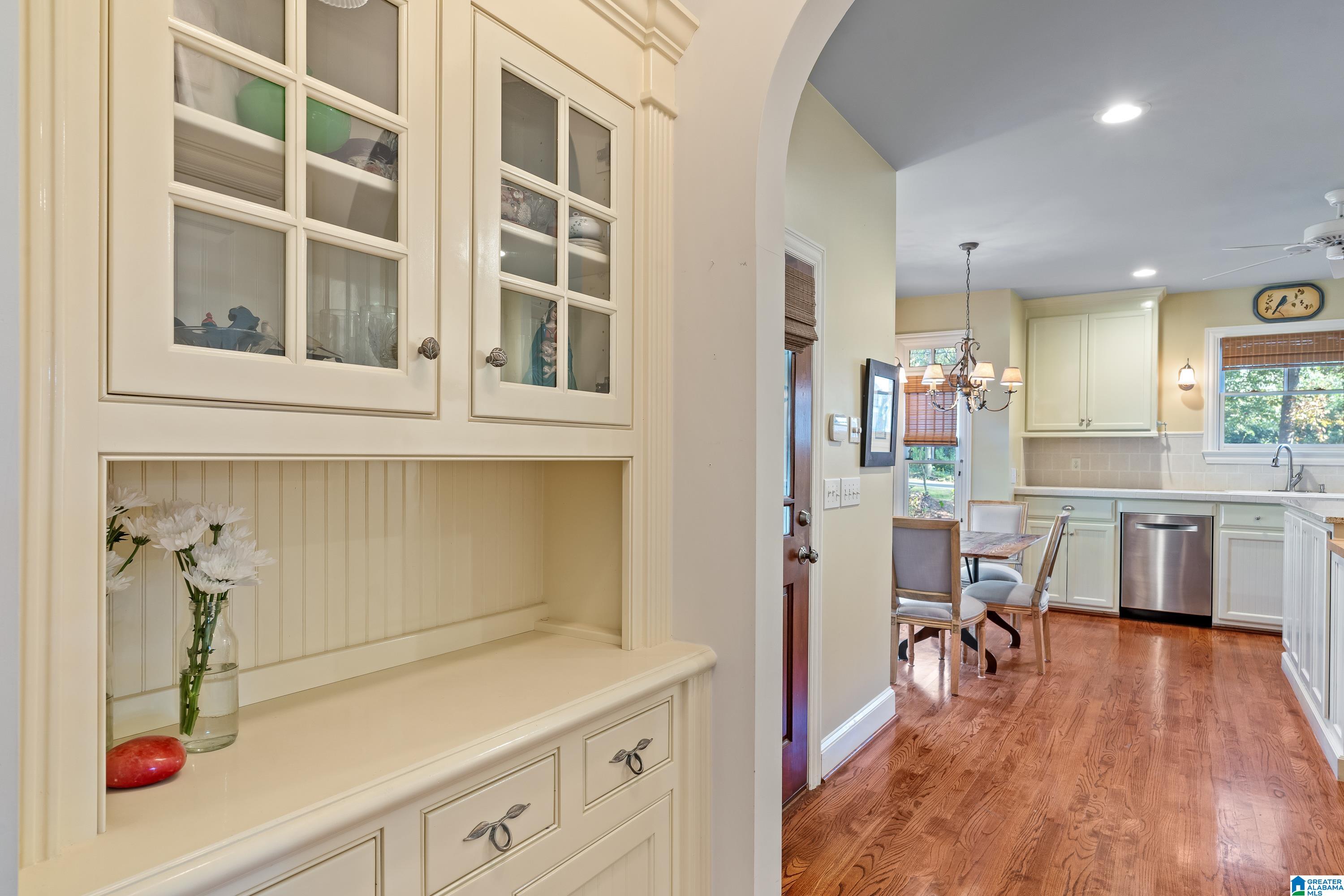 3445 Ridgedale Drive Birmingham, AL 35243 - Photo 19 of 48