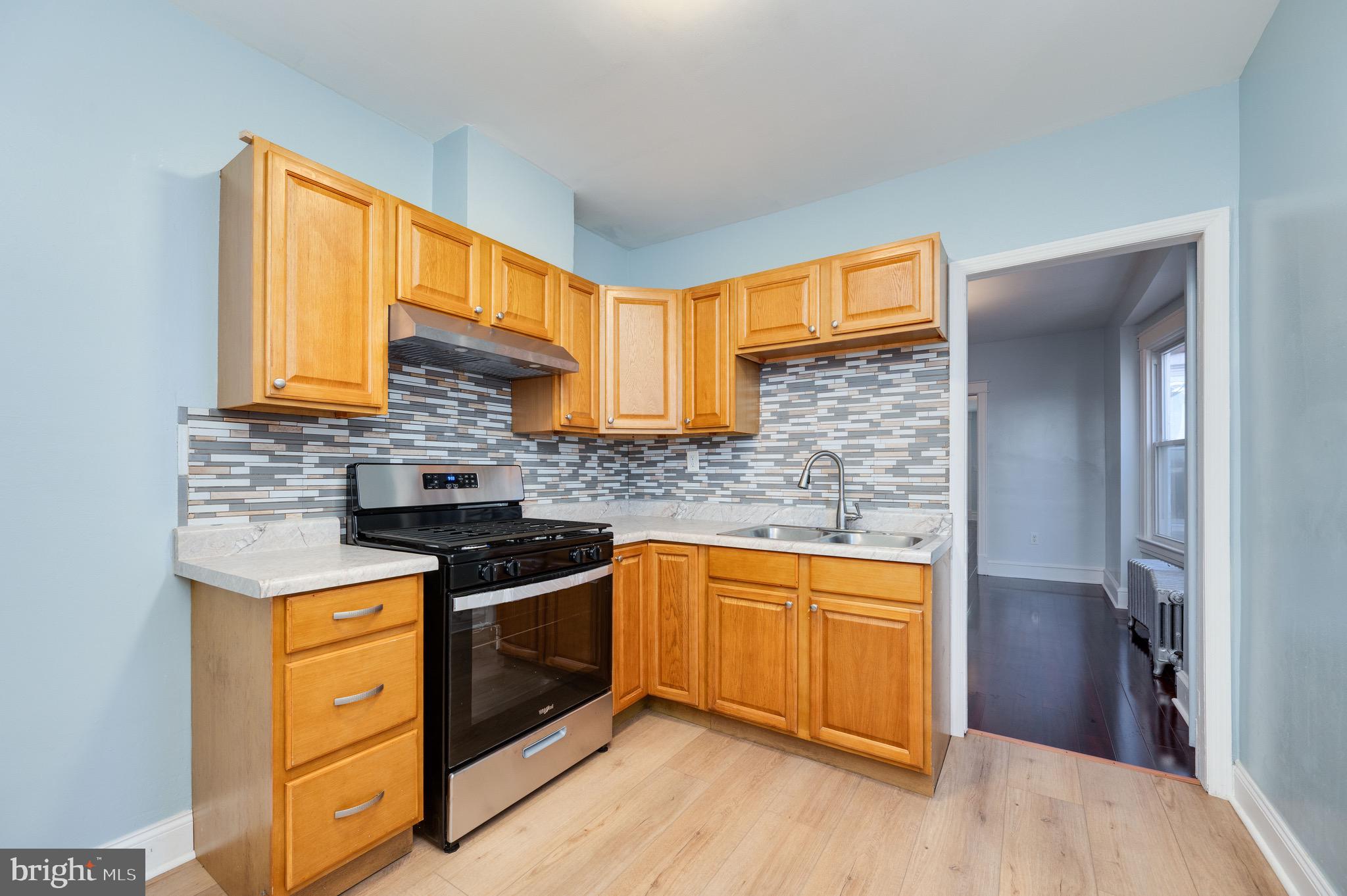 1337 Walnut Street Reading, PA 19604 - Photo 13 of 40