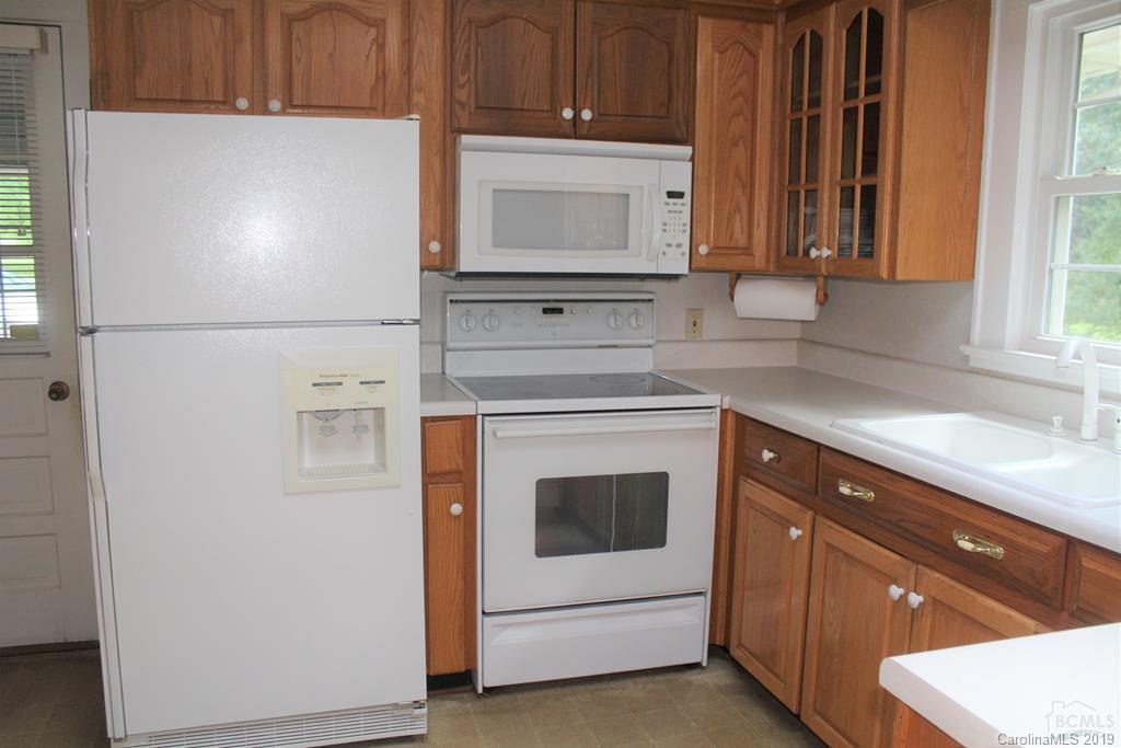 2260 Zion Road Morganton, NC 28655 - Photo 11 of 36 Gallery Image 11