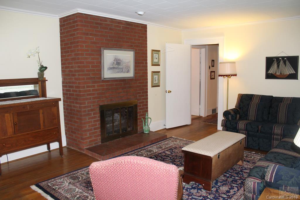 2260 Zion Road Morganton, NC 28655 - Photo 6 of 36 Gallery Image 6