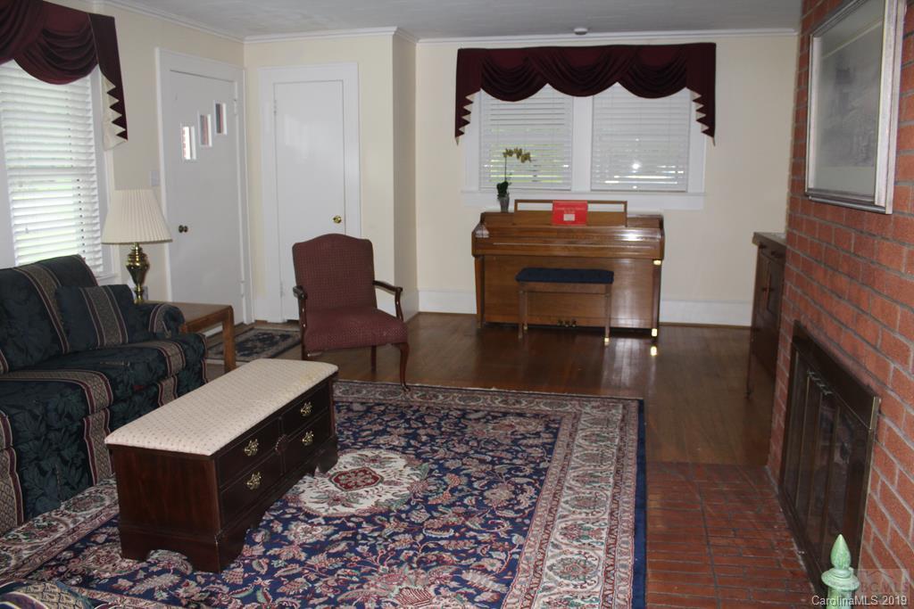 2260 Zion Road Morganton, NC 28655 - Photo 7 of 36 Gallery Image 7