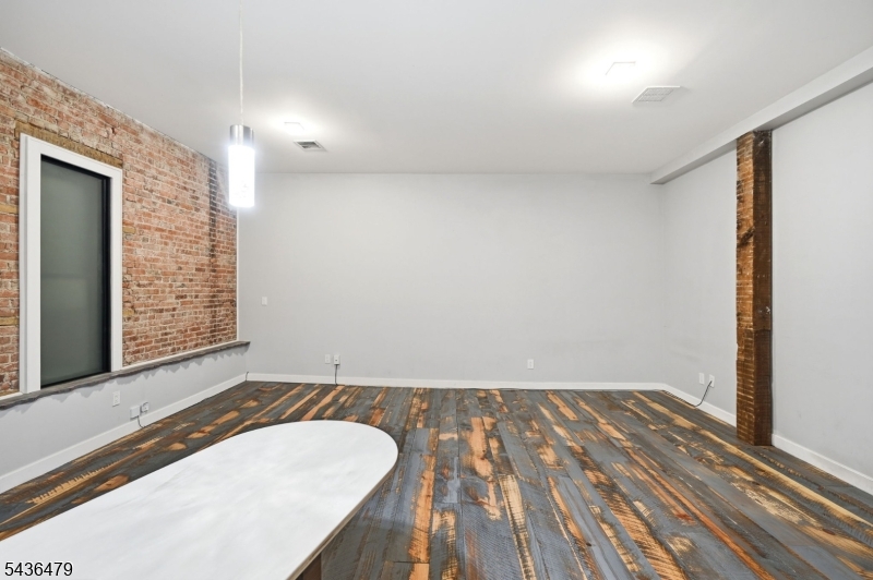 180 Spring Street, Unit 304 Newton, NJ 07860 - Photo 13 of 29