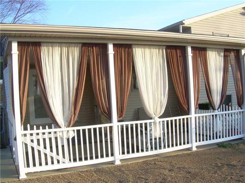 3387 Shaffer Road Ellwood City, PA 16117 - Photo 17 of 22 Patio/Deck.