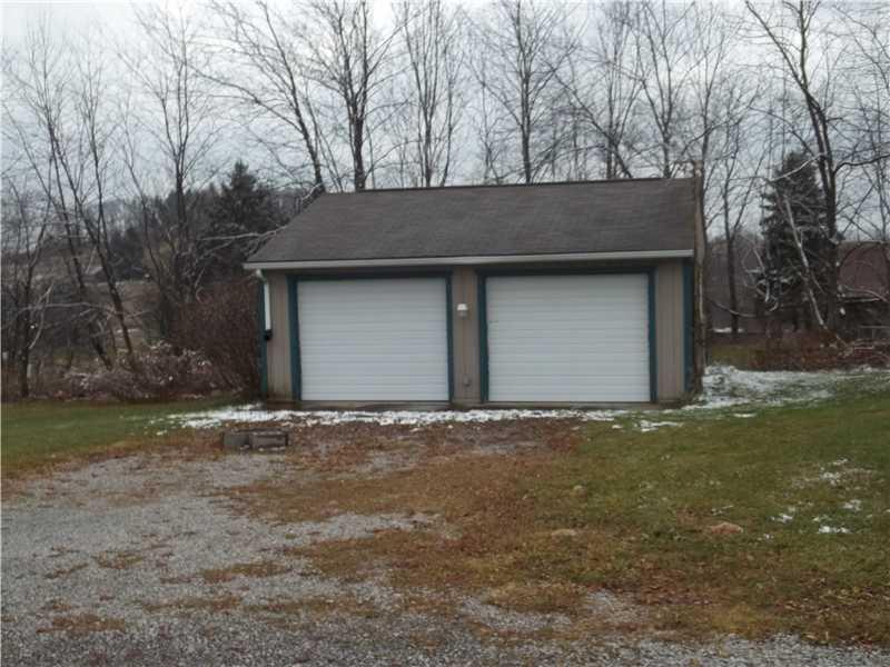 3387 Shaffer Road Ellwood City, PA 16117 - Photo 21 of 22 Parking Lot/Garage.