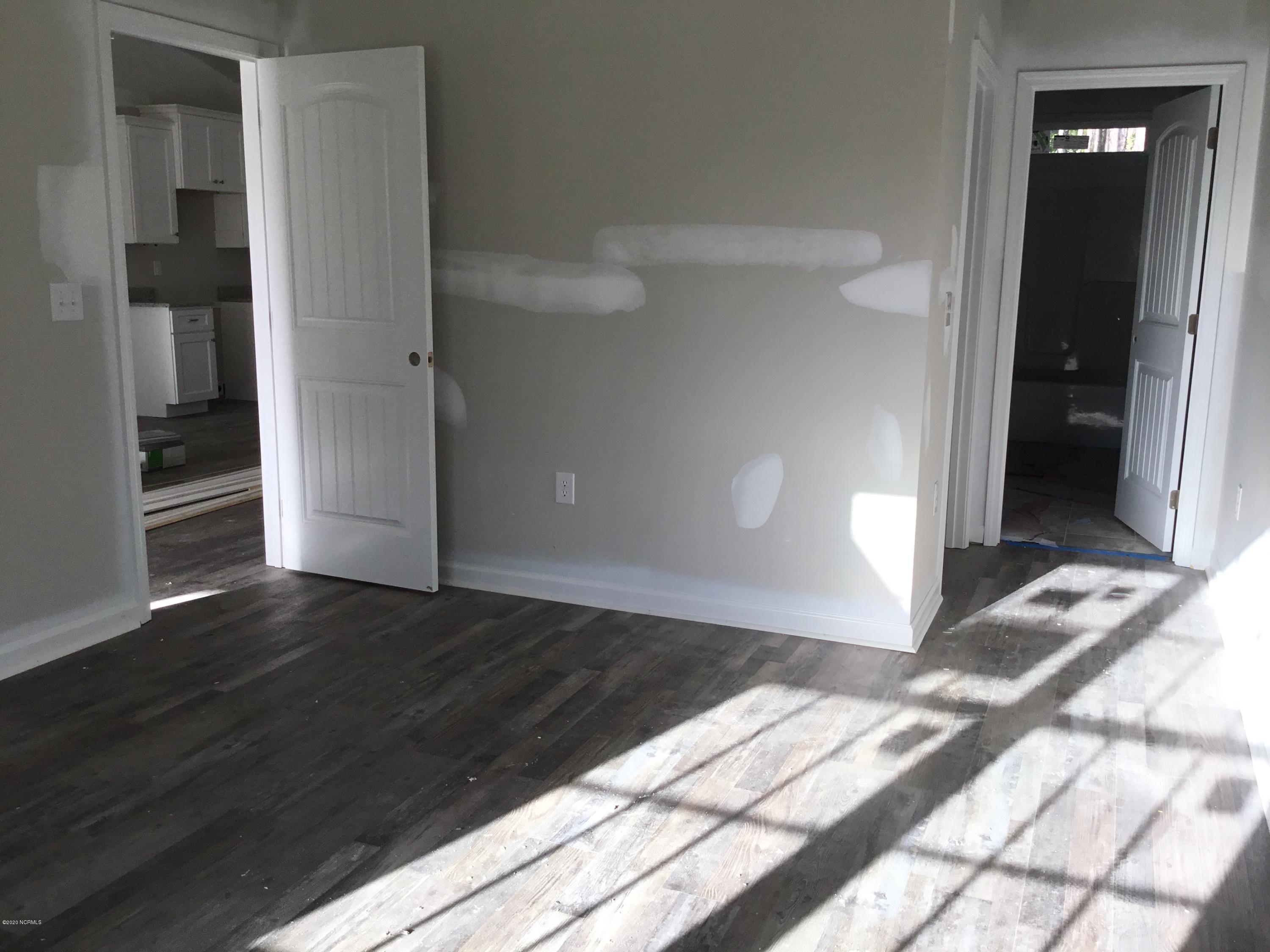340 Hickory Road Boiling Spring Lakes, NC 28461 - Photo 4 of 7 A5224EE3-F56B-4479-9D0B-8E1EF6378939