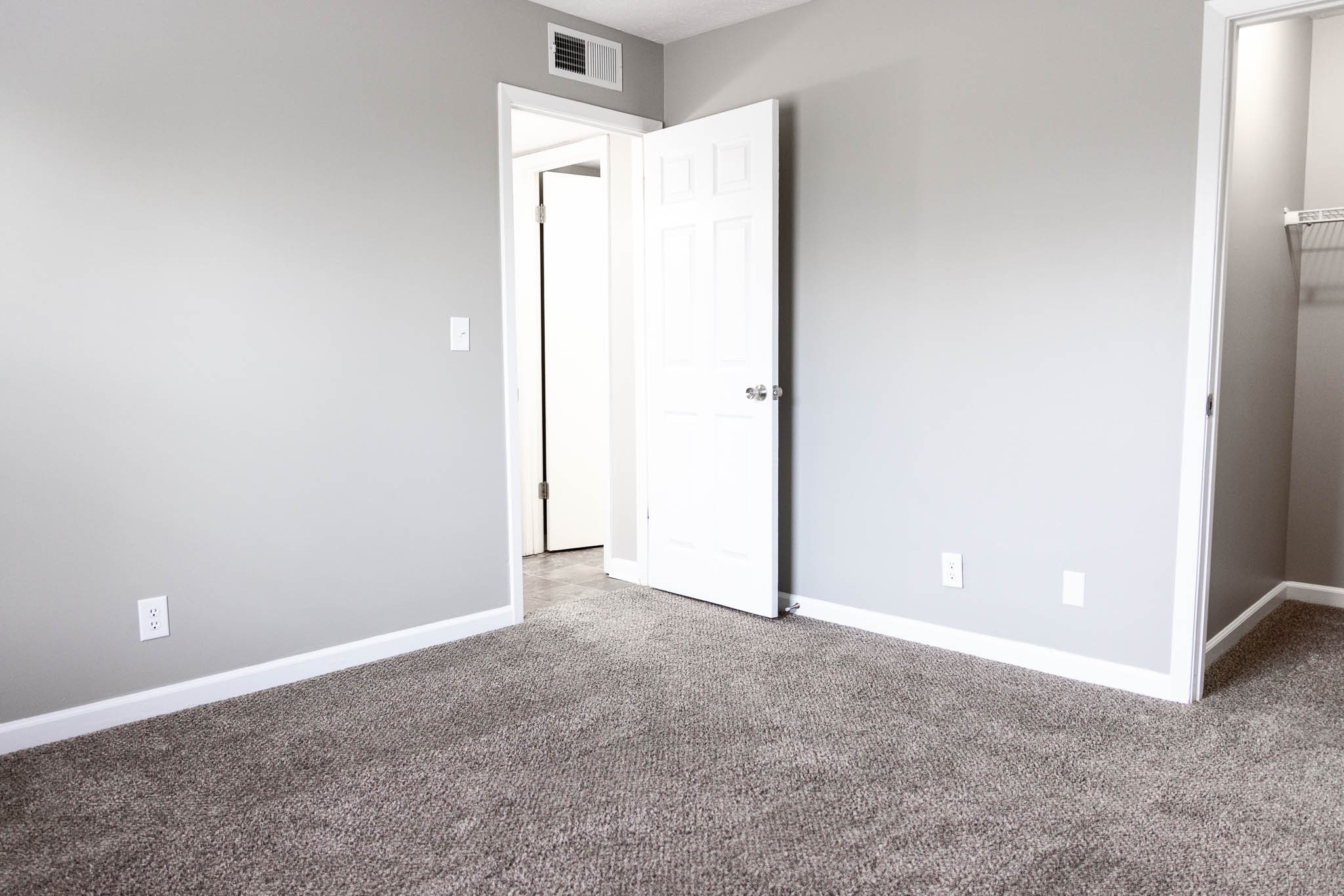 100 Valley View Drive, Unit E49 Dickson, TN 37055 - Photo 9 of 11 a view of an empty room
