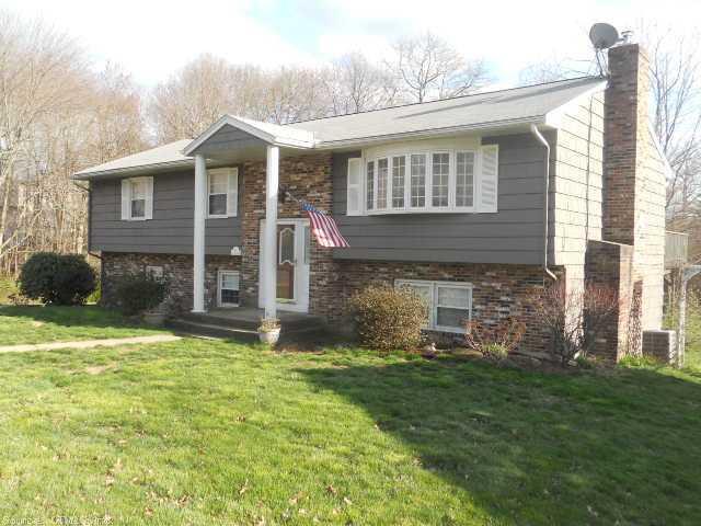 44 Ridgehollow Road West Haven, CT 06516 - Photo 1 of 1 Exterior Front.