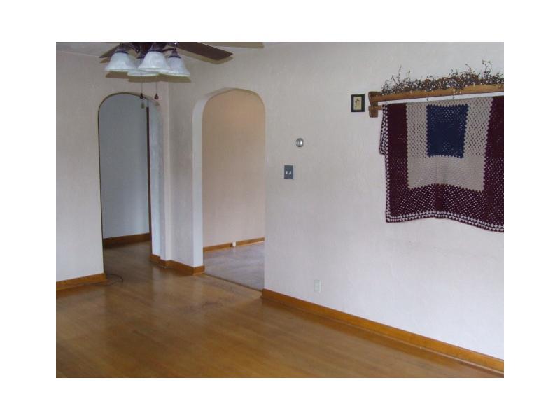 1234 Mission Road Latrobe, PA 15650 - Photo 6 of 16 Living Room.