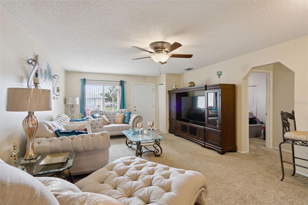 115 Winter Ridge Drive, Unit 115 Winter Haven, FL 33881 - Photo 4 of 21