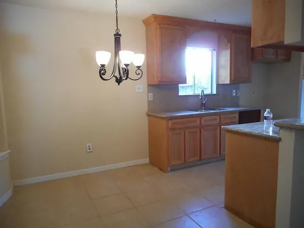 $2,000 | 11226 Concho Street, Houston, TX 77072