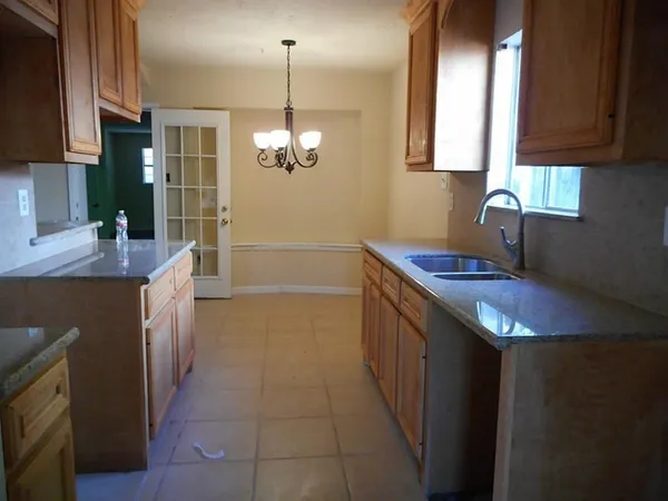 $2,000 | 11226 Concho Street, Houston, TX 77072