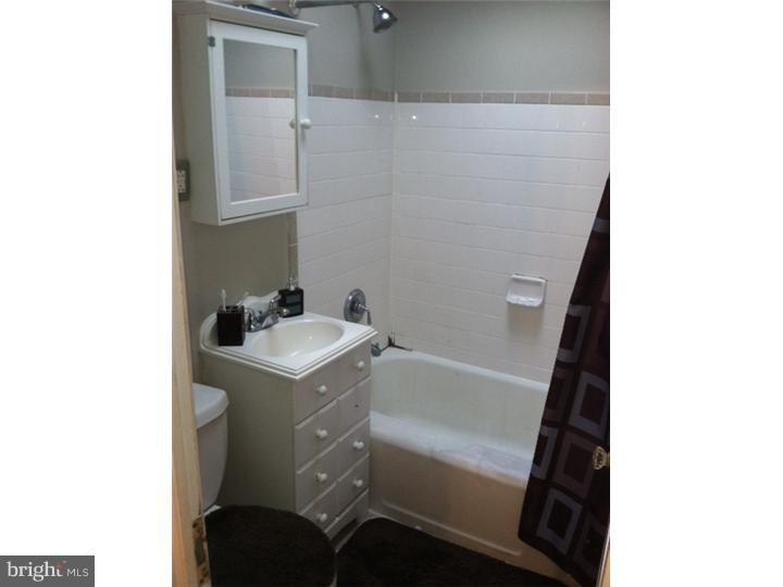 104 Westdale Road Upper Darby, PA 19082 - Photo 14 of 19 Bathroom