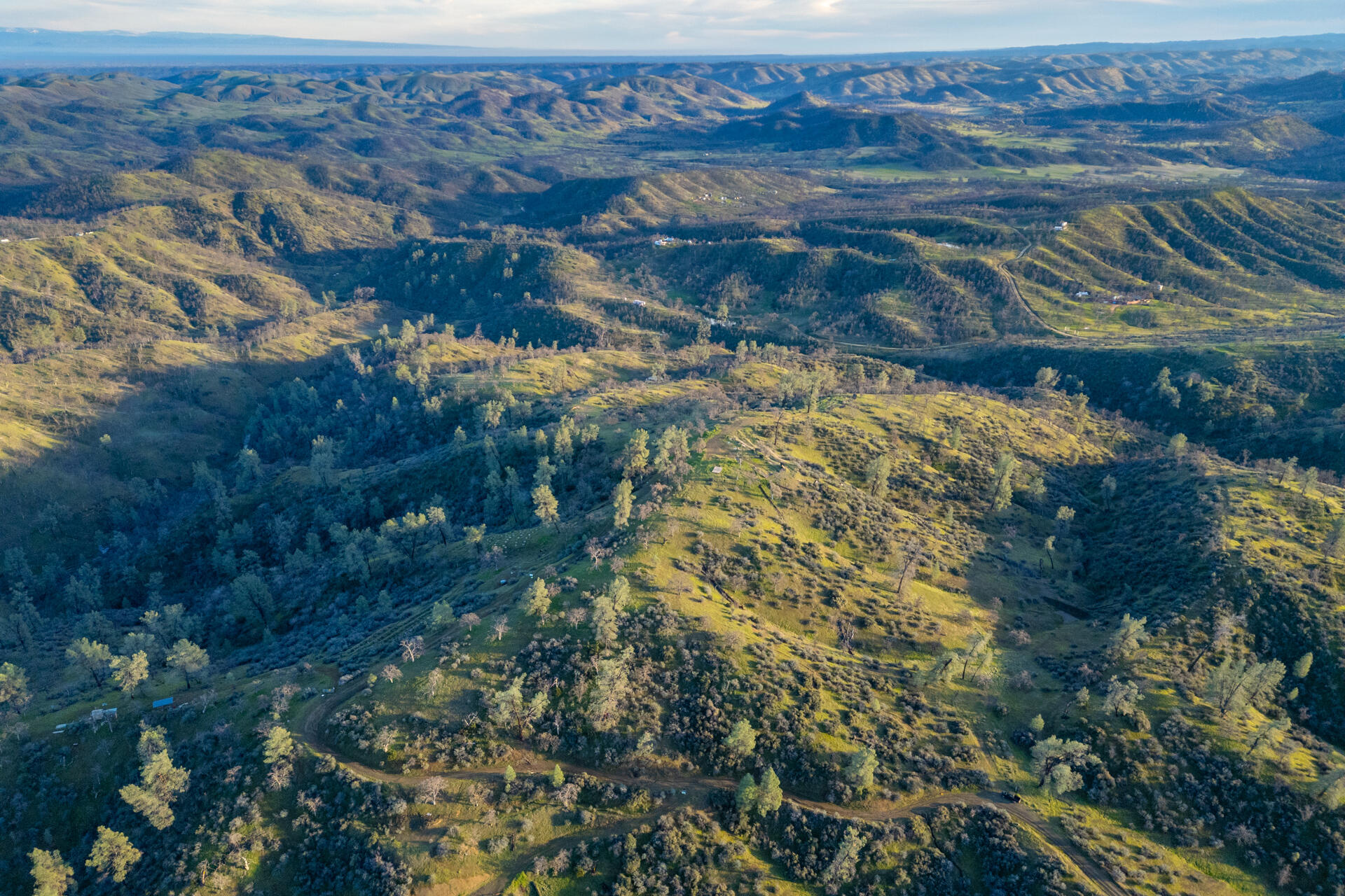 233 Tolowa Road Igo, CA 96047 - Photo 13 of 16 DJI_0952-HDR