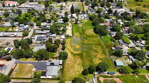 $749,000 | 1047 South Wright Road, Santa Rosa, CA 95407