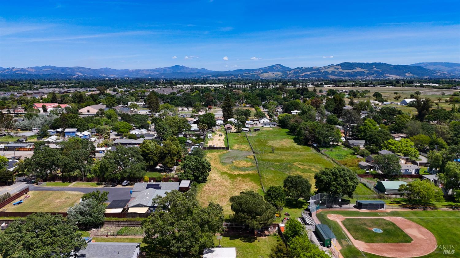 1047 South Wright Road Santa Rosa, CA 95407 - Photo 2 of 10