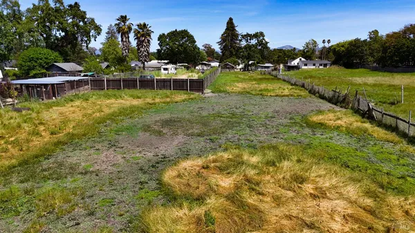 $749,000 | 1047 South Wright Road, Santa Rosa, CA 95407
