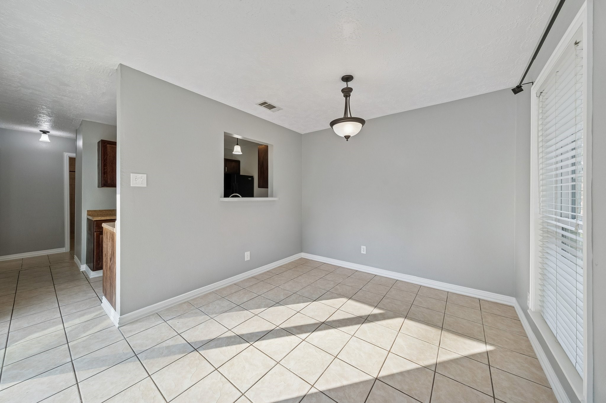 3908 Colorado Avenue Dickinson, TX 77539 - Photo 7 of 25 Dining Area