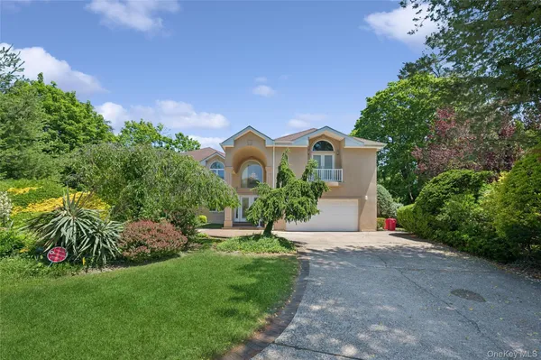 $2,699,999 | 1319 Auerbach Avenue, Hewlett Harbor, NY 11557