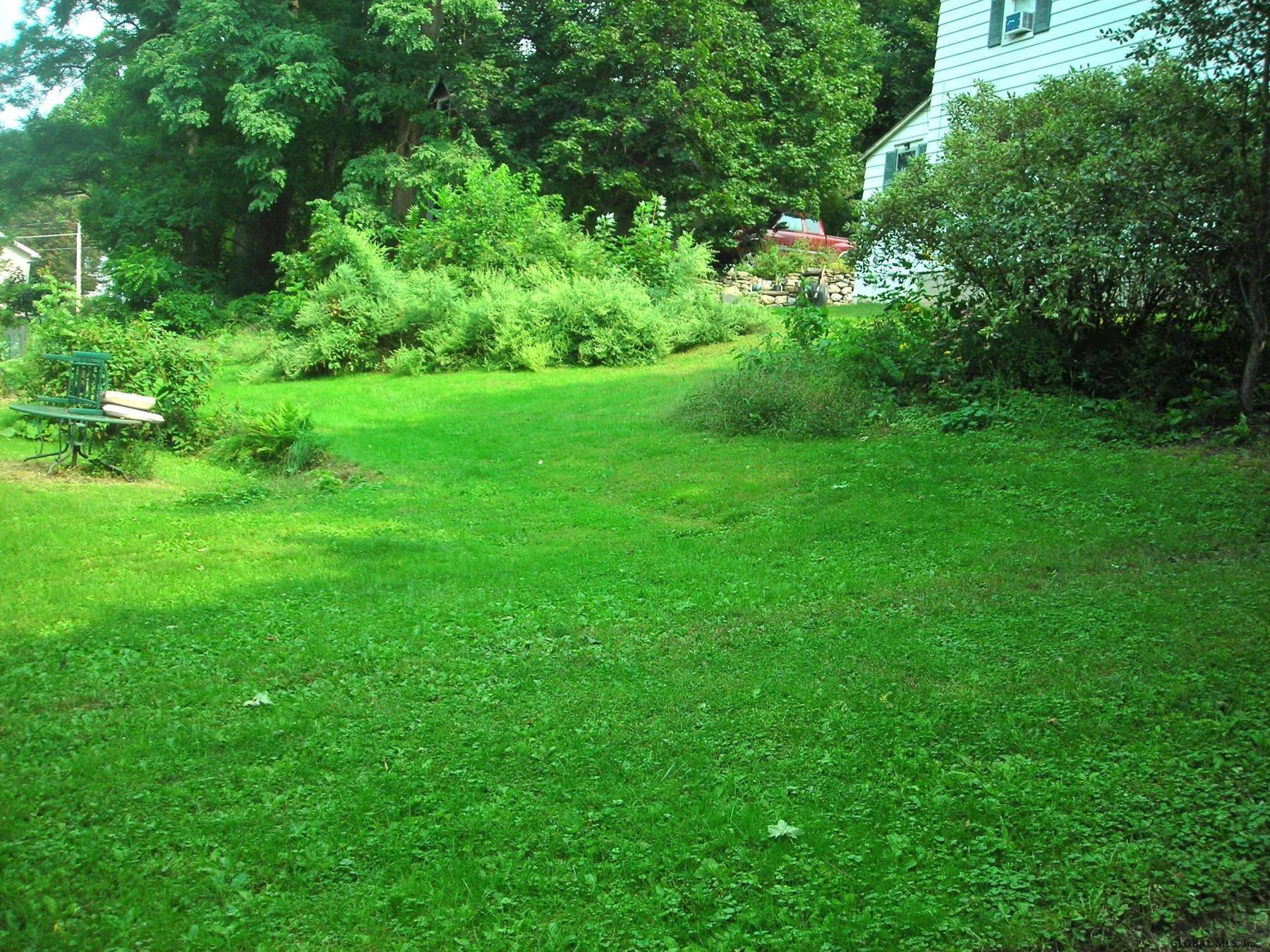 32 Rensselaer Street Hoosick Falls, NY 12090 - Photo 4 of 13 Photo 4