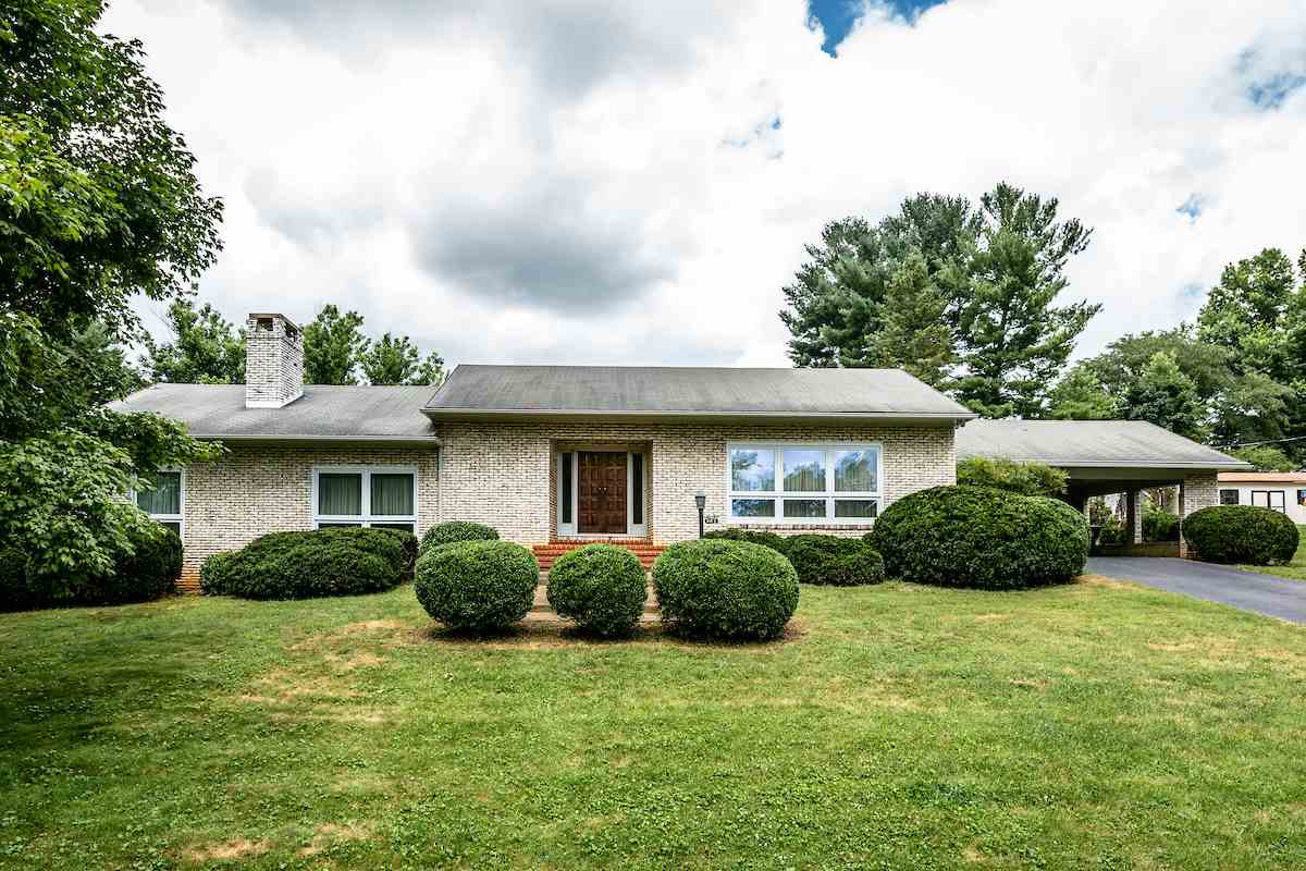 885 Shawnee Road Waynesboro, VA 22980 - Photo 1 of 50 Gallery Image 1
