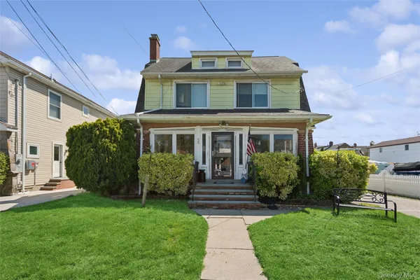 $1,100,000 | 55 Prospect Avenue, East Rockaway, NY 11518