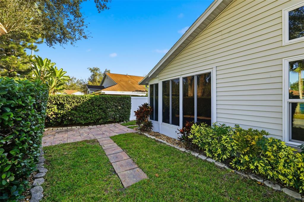 21425 Clubside Loop Lutz, FL 33549 - Photo 28 of 42 Gallery Image 28