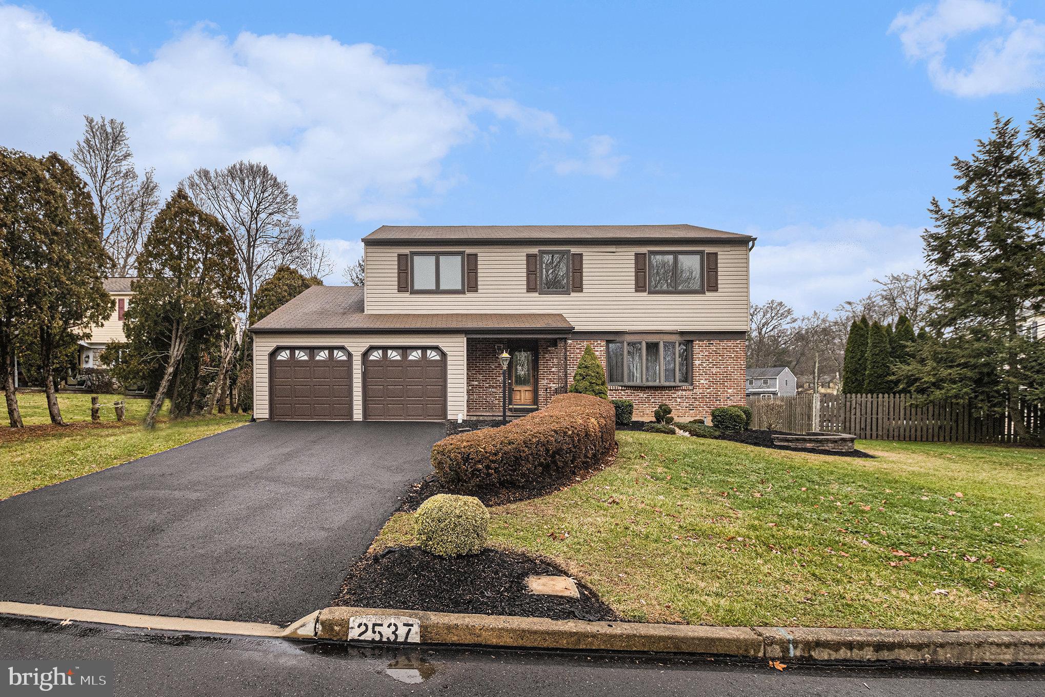2537 Hamilton Court Warrington, PA 18976 - Photo 1 of 39 Front