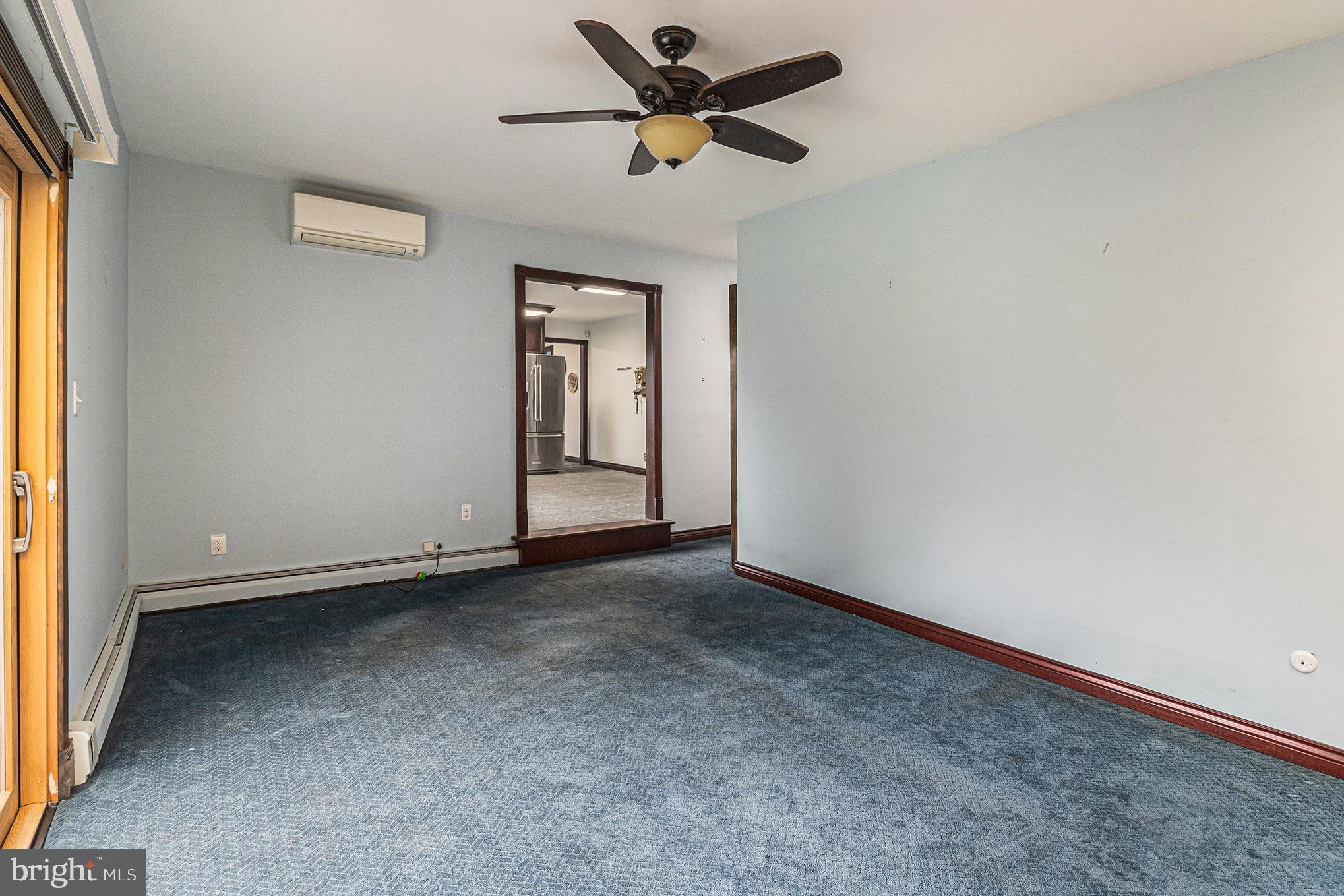 2537 Hamilton Court Warrington, PA 18976 - Photo 16 of 39 Family Room