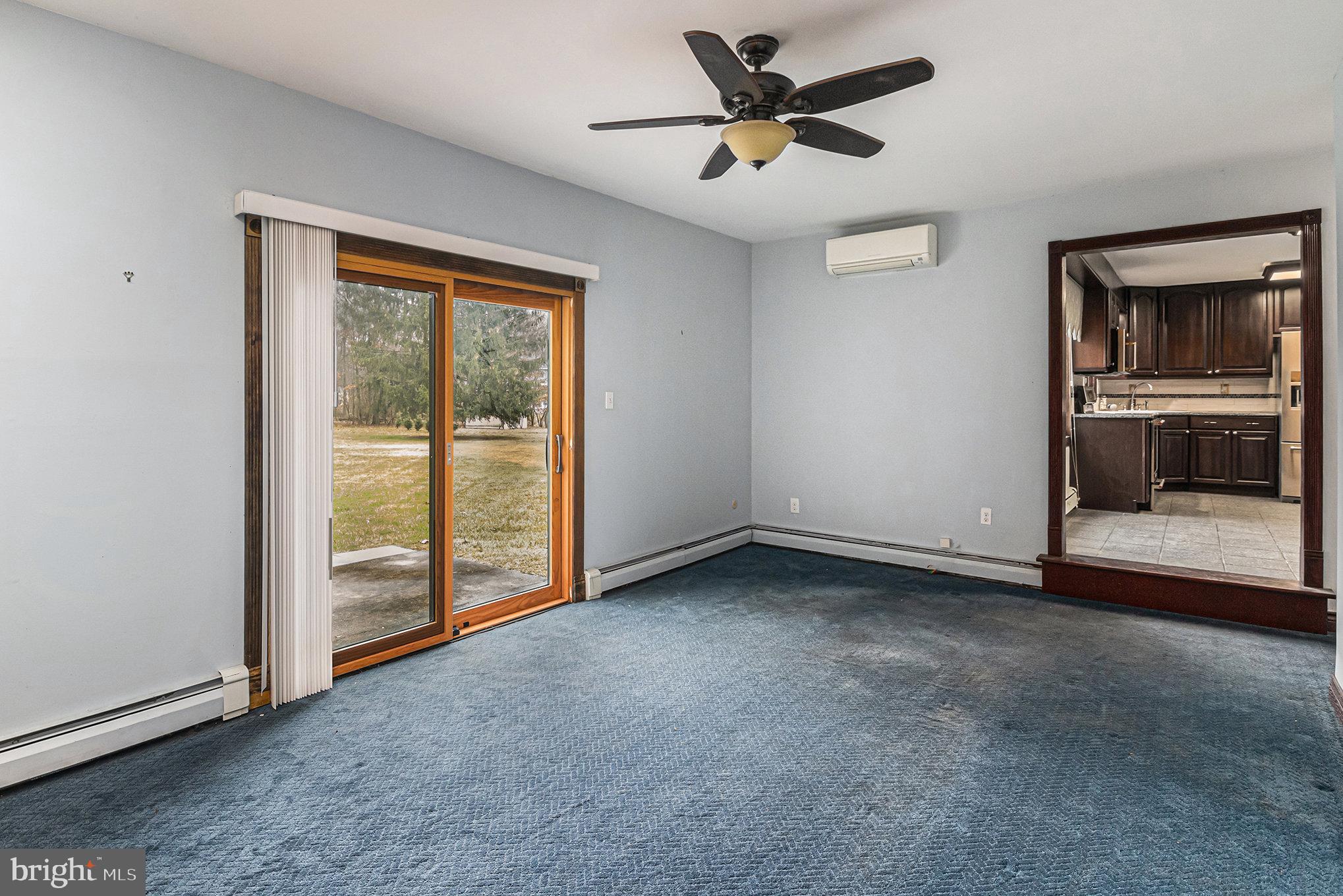 2537 Hamilton Court Warrington, PA 18976 - Photo 17 of 39 Family Room