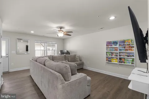 $420,000 | 11279 St Luke Drive, White Plains, MD 20695