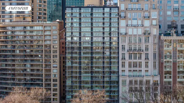 $5,950,000 | 210 Central Park South, Unit 17D | Central Park South