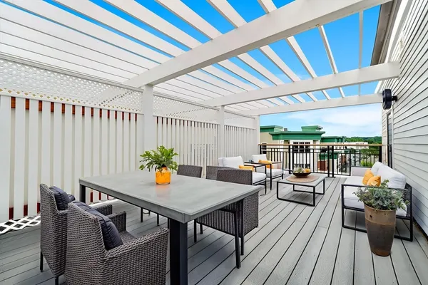 $979,900 | 62 Foundry Street, Unit 505, Wakefield, MA 01880