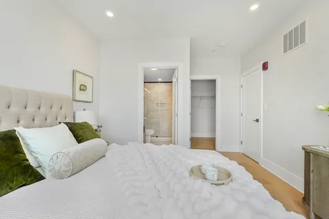 $979,900 | 62 Foundry Street, Unit 505, Wakefield, MA 01880