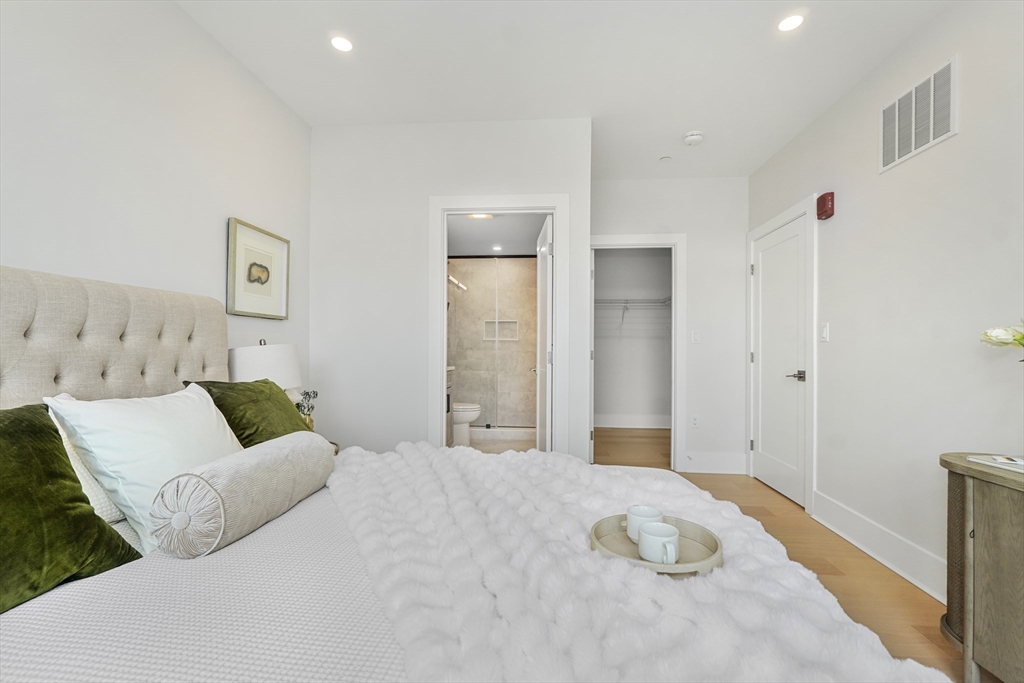 62 Foundry Street, Unit 505 Wakefield, MA 01880 - Photo 15 of 38