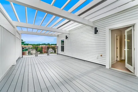 $979,900 | 62 Foundry Street, Unit 505, Wakefield, MA 01880