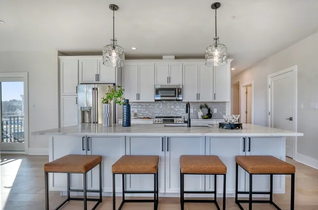 $969,900 | 62 Foundry Street, Unit 505, Wakefield, MA 01880