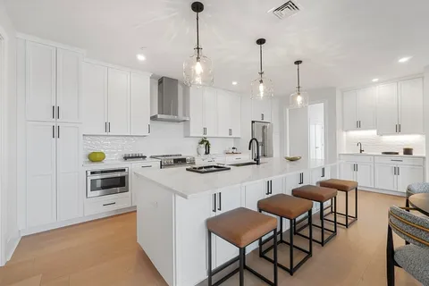 $979,900 | 62 Foundry Street, Unit 505, Wakefield, MA 01880