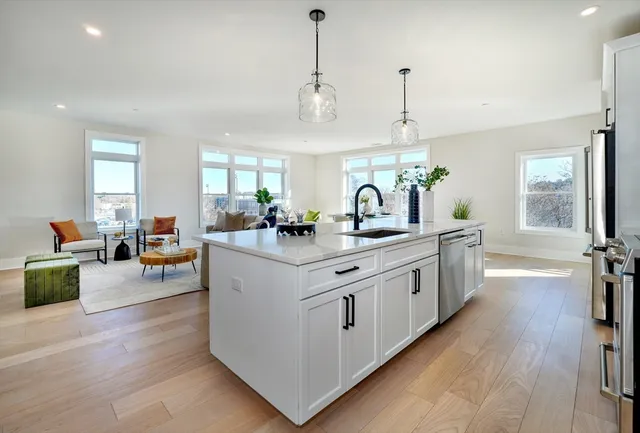 $969,900 | 62 Foundry Street, Unit 505, Wakefield, MA 01880