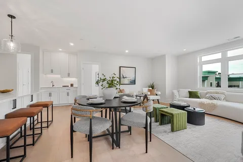 $979,900 | 62 Foundry Street, Unit 505, Wakefield, MA 01880